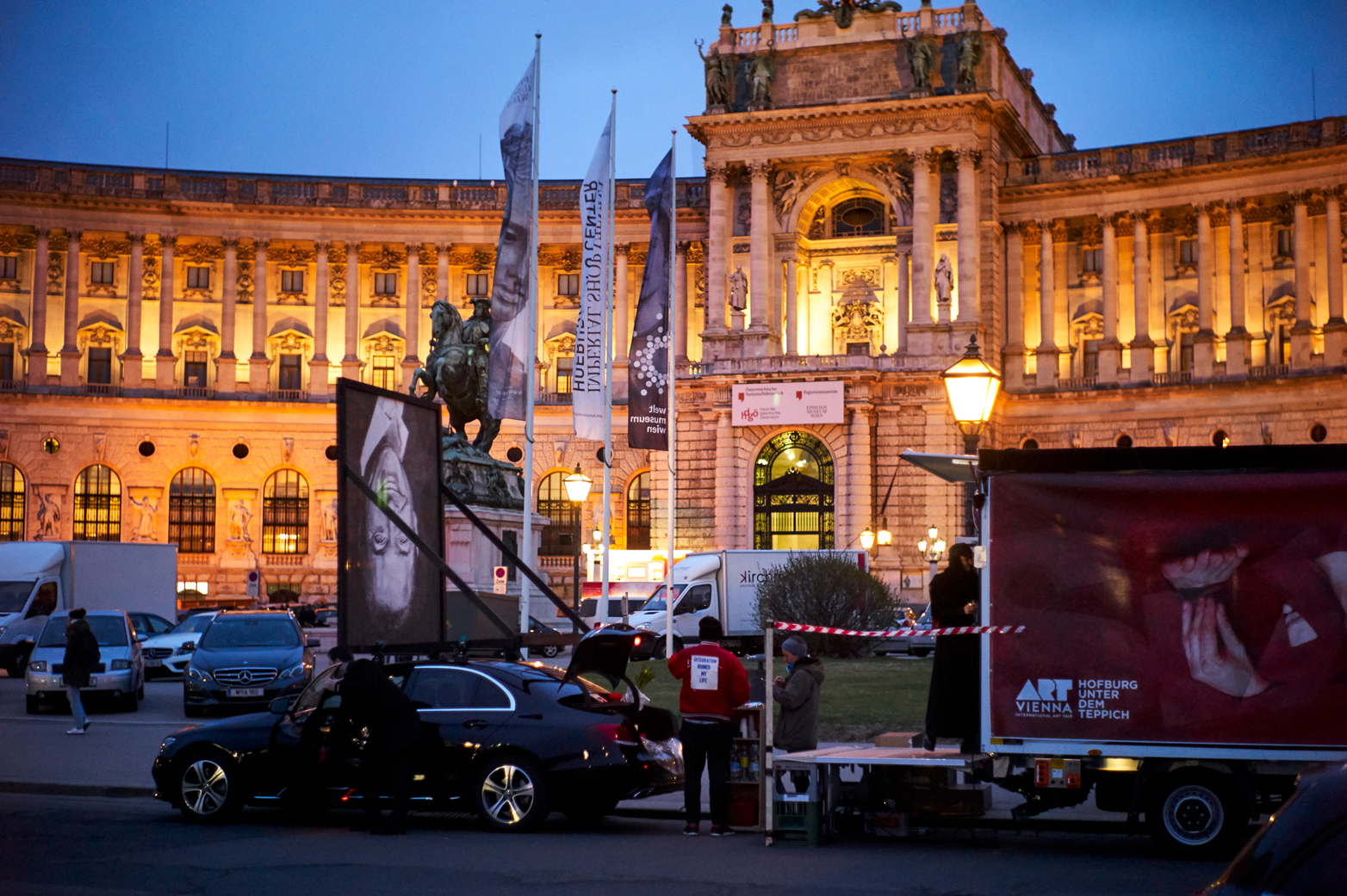 UNTER DEM HOFBURG